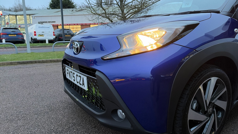 Toyota Aygo X 1.0 VVT-i Edge 5dr Petrol Hatchback